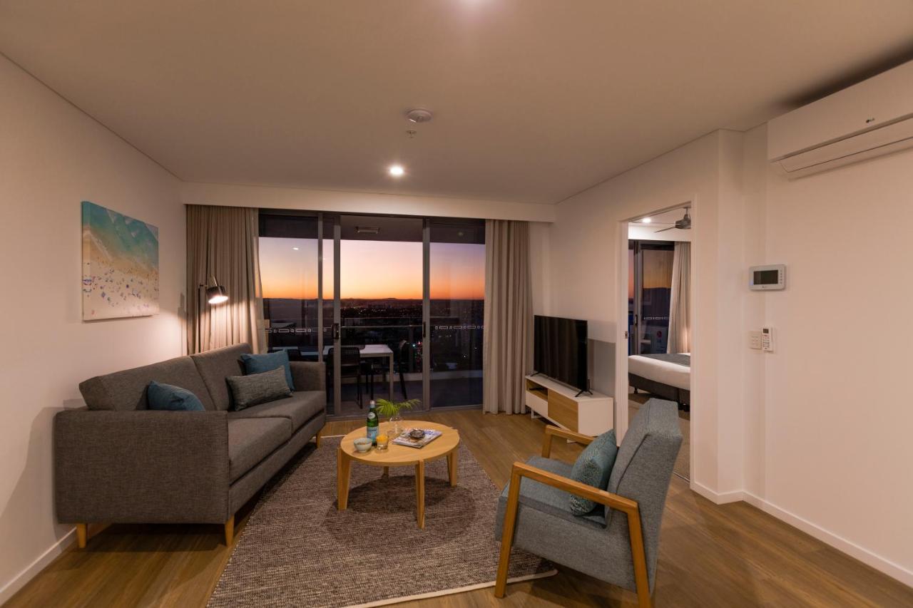 Sky Broadwater Apartments Southport Ngoại thất bức ảnh