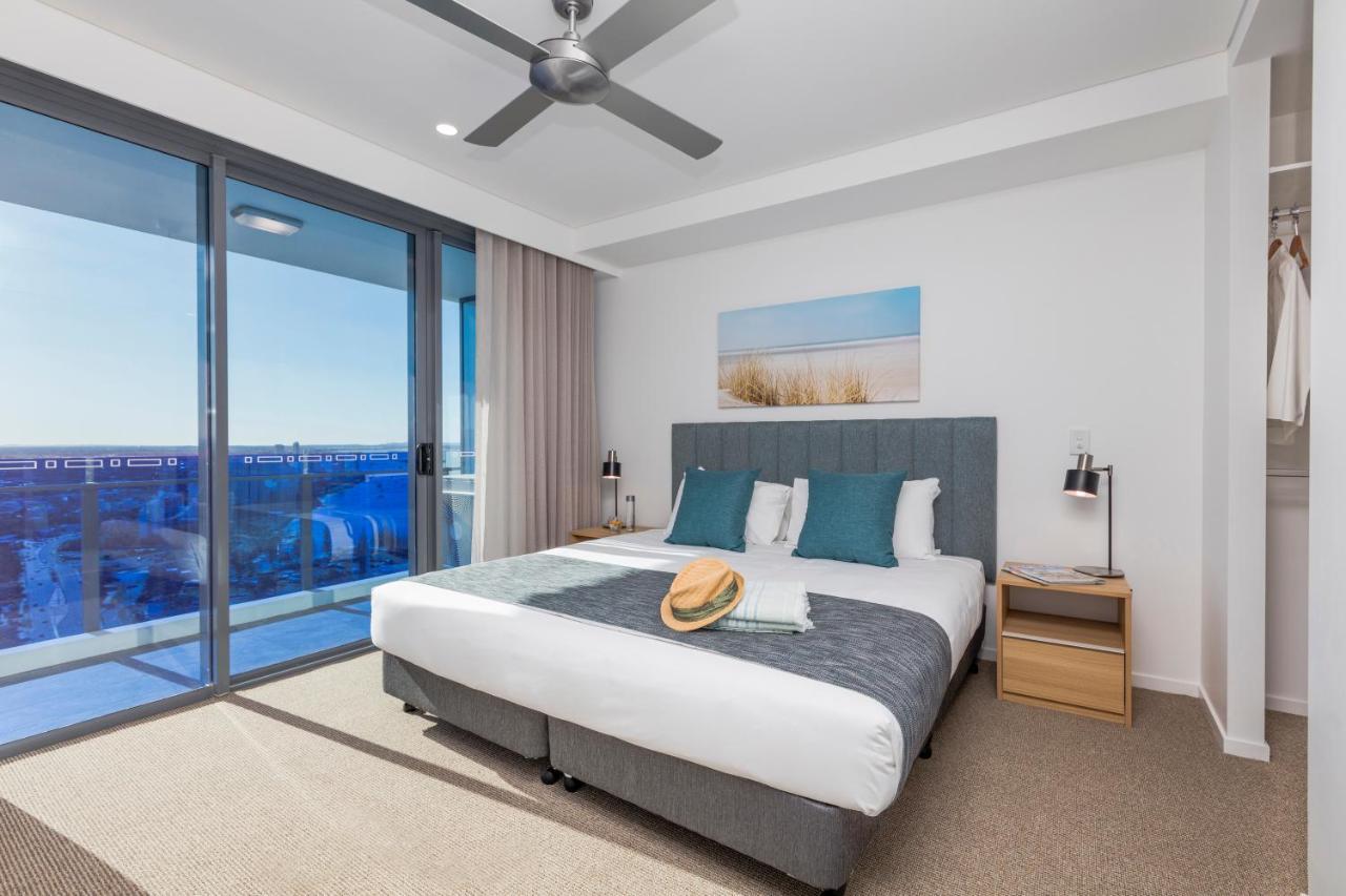 Sky Broadwater Apartments Southport Ngoại thất bức ảnh