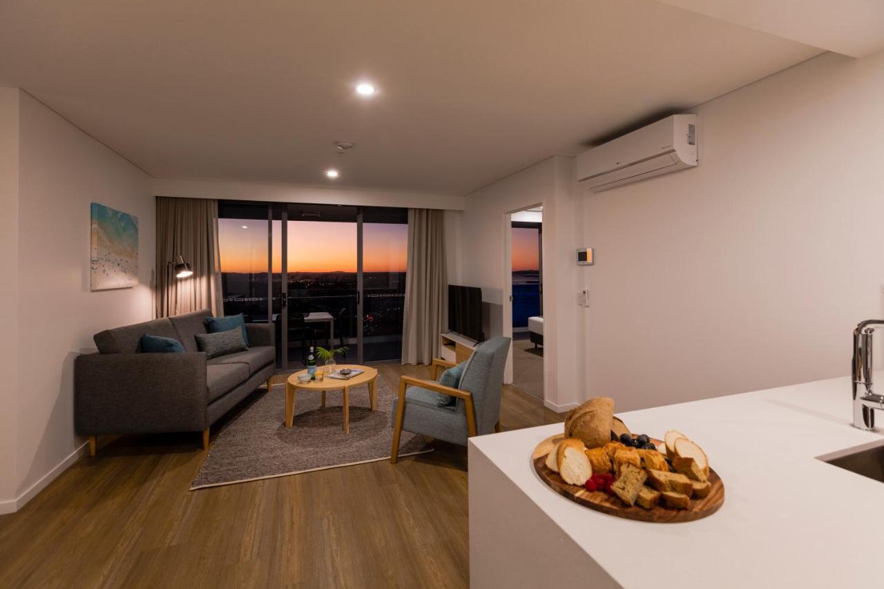 Sky Broadwater Apartments Southport Ngoại thất bức ảnh